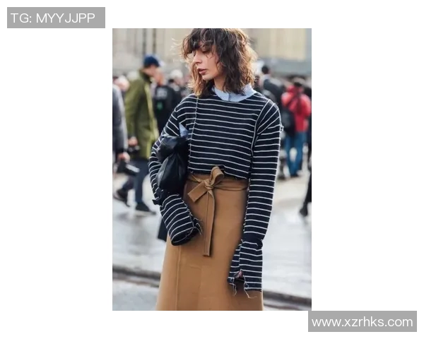 足球明星穿搭魅力解析过膝袜时尚风潮引领潮流